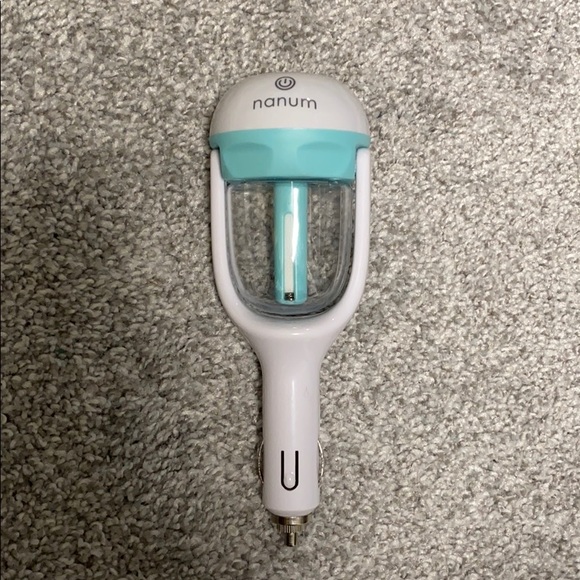 Mini Aromatherapy Diffuser - Picture 1 of 6